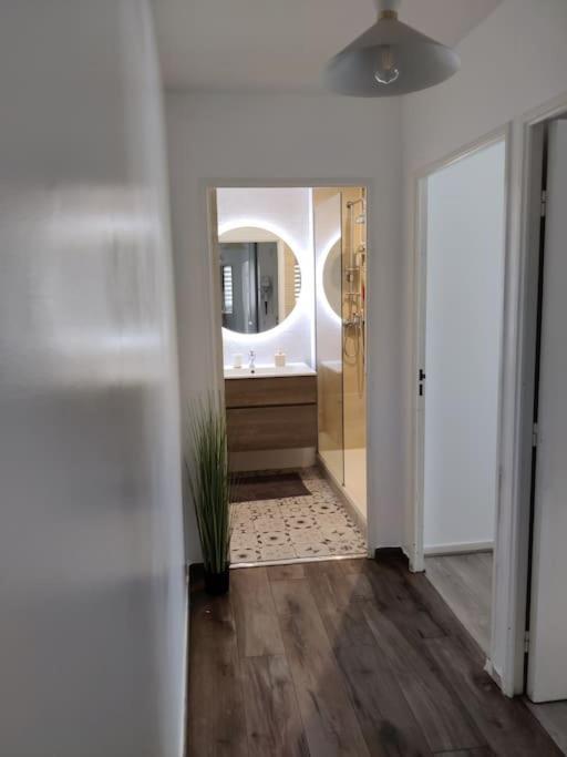 App 5 Pers, Parking, 3Mn Rer A, 40 Mn Du Centre De Paris, Cergy Le Haut Apartman Kültér fotó